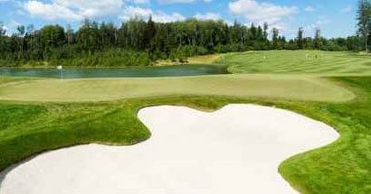 NC golf course with well-groomed grass